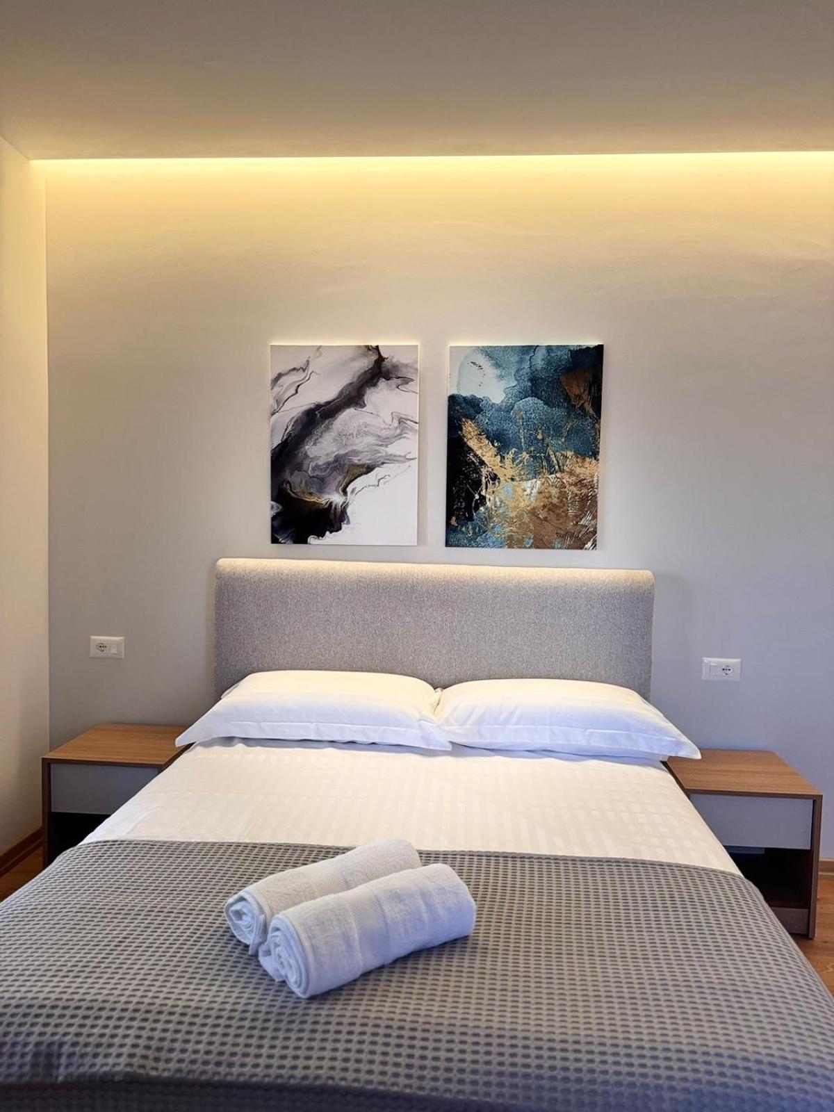 Izi Boutique Daire Tiran Dış mekan fotoğraf