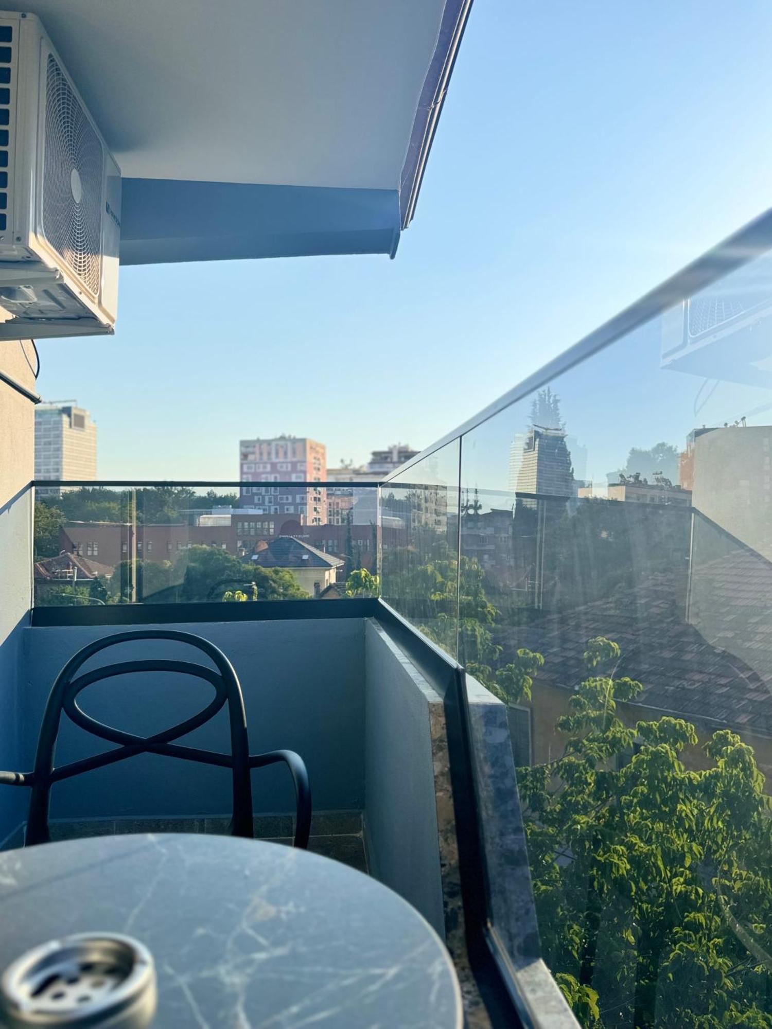 Izi Boutique Daire Tiran Dış mekan fotoğraf