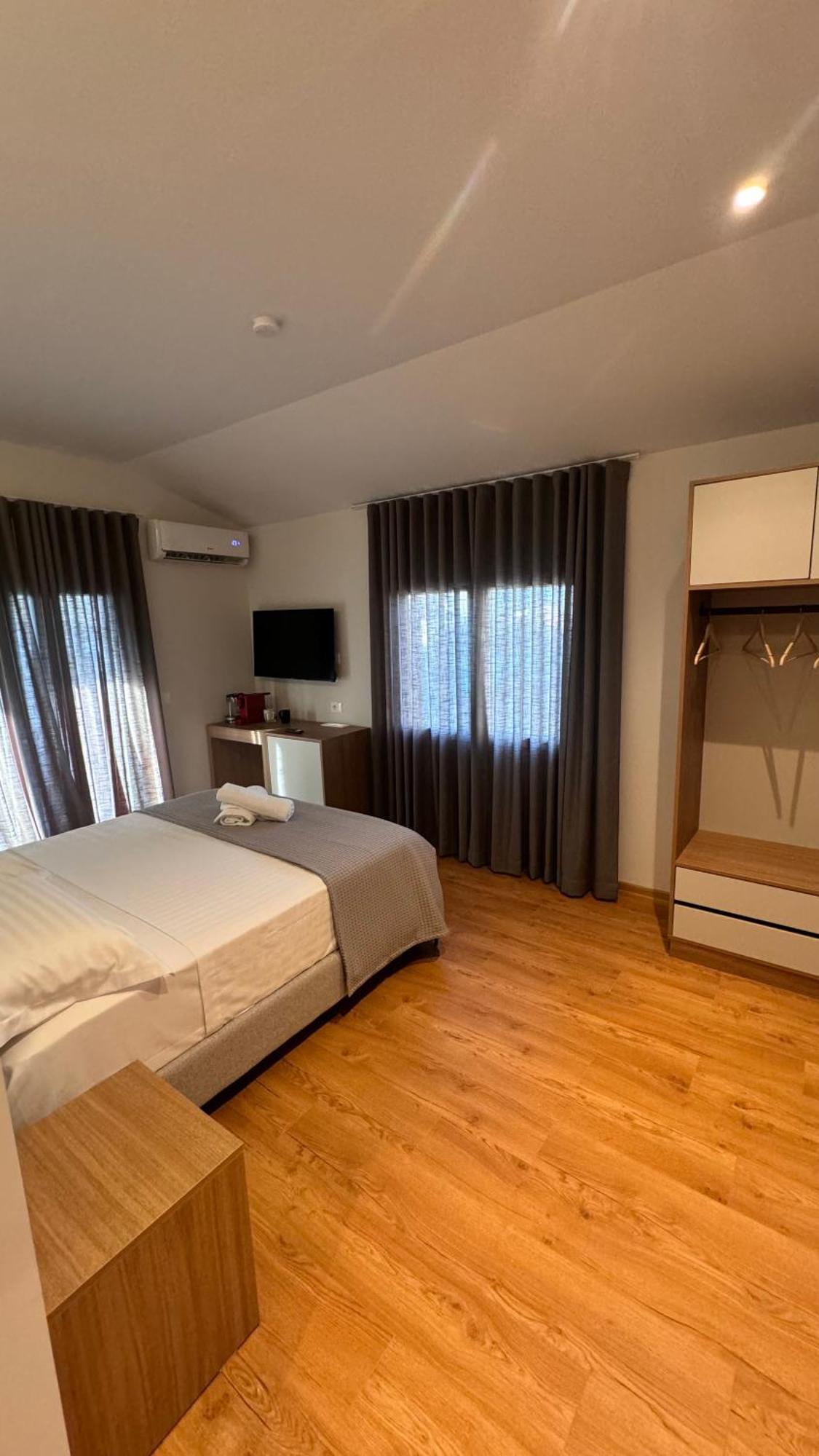 Izi Boutique Daire Tiran Dış mekan fotoğraf