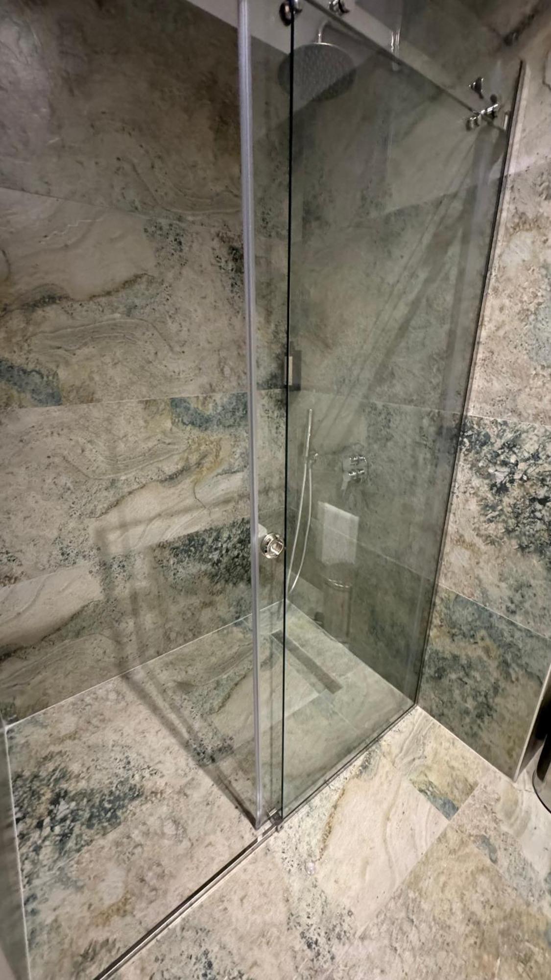 Izi Boutique Daire Tiran Dış mekan fotoğraf